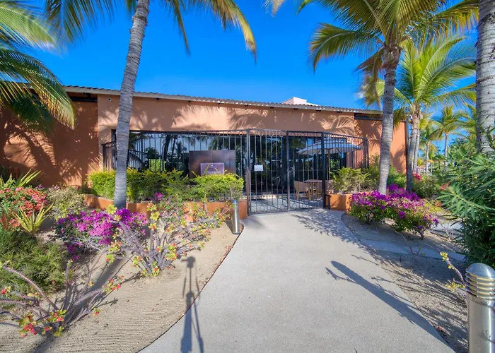 Luxe One Bedroom Ocean View - Casa Del Mar *