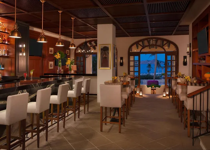 Apartment Luxe One Bedroom Ocean View - Casa Del Mar *
